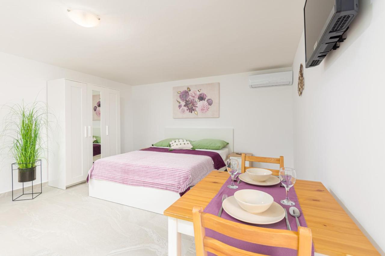 Studio Apartment Mali Medulin Luaran gambar